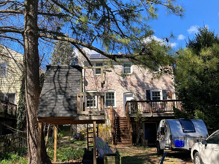 20 Linden Ter — Photo 2