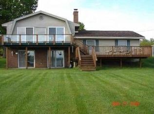 4729 Poplar Ln, Boyne City, MI 49712