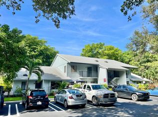 2565 SW 22nd Ave APT 201, Delray Beach, FL 33445