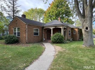 1053 N Elmer St, South Bend, IN 46628