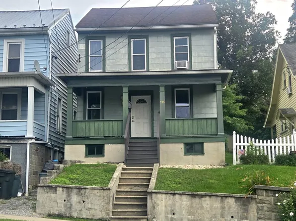 716 5th St, Huntingdon, PA 16652