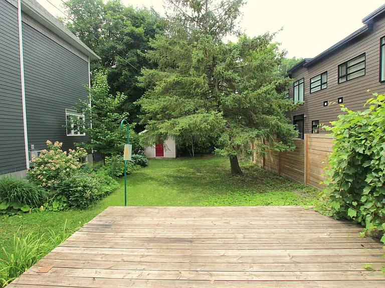 556 Melbourne Ave — Photo 12
