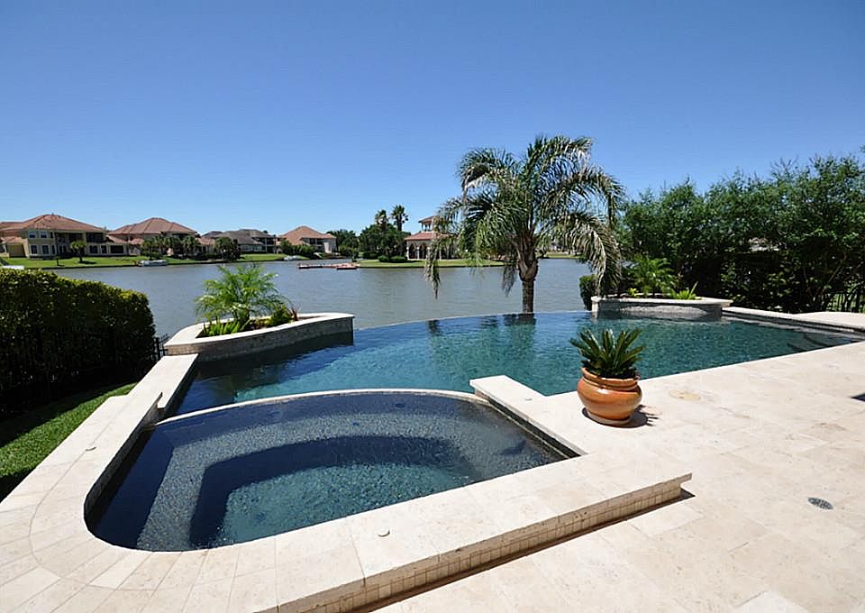 1st image of 19023 Windsor Palms Dr