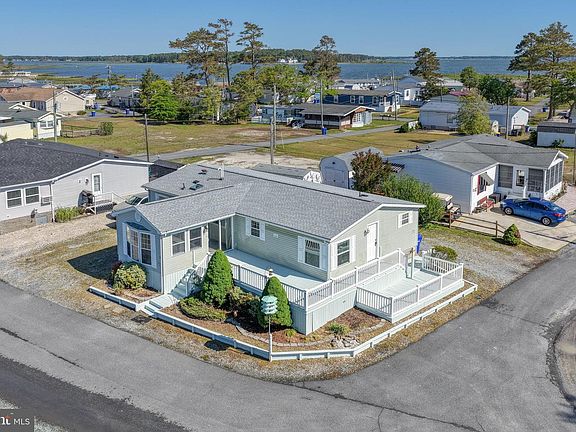 3rd image of 25962 Bald Cypress St