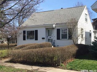 106 Wayland Rd, Syracuse, NY 13208