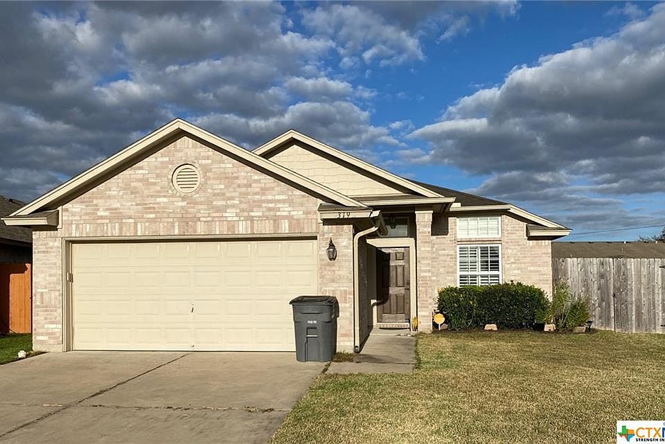 1st image of 319 Sequoia Dr