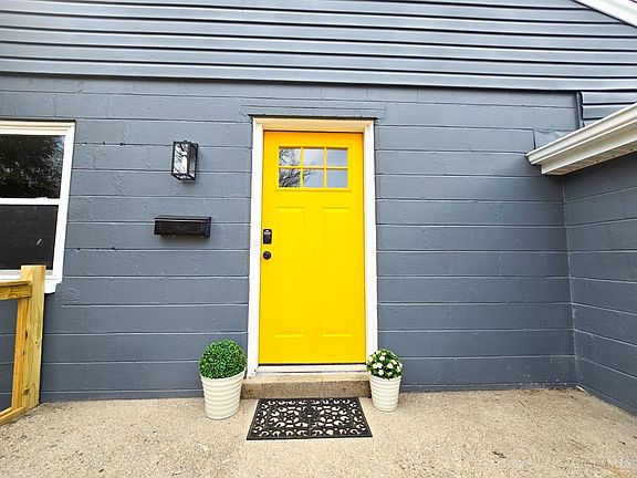 2nd image of 255 Forestwood Dr