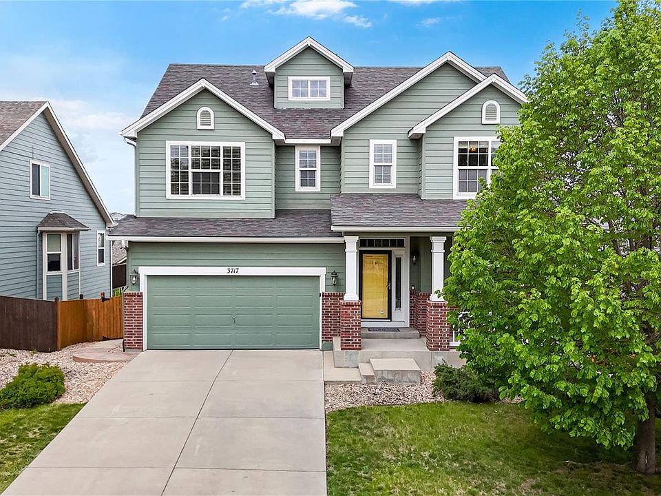 1st image of 3717 Desert Ridge Cir