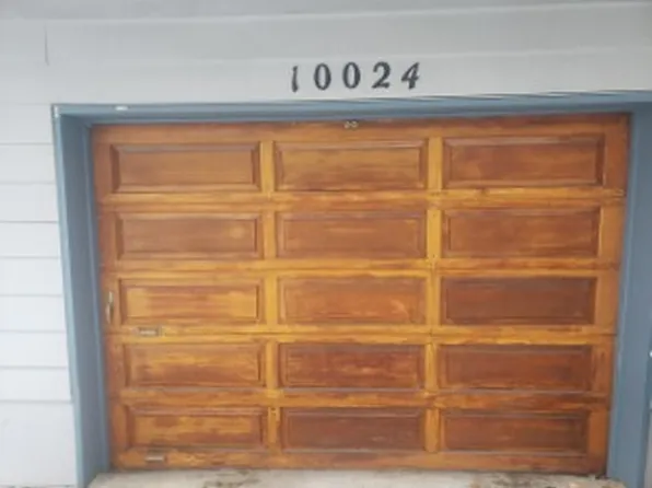 10024 Chickaloon St, Eagle River, AK 99577