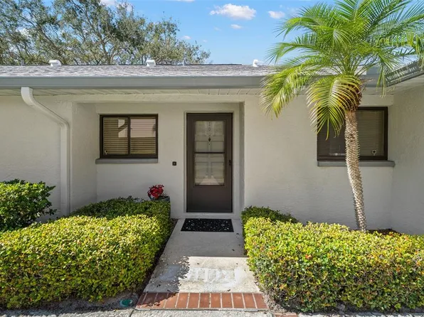 2757 Countryside Blvd APT 103, Clearwater, FL 33761