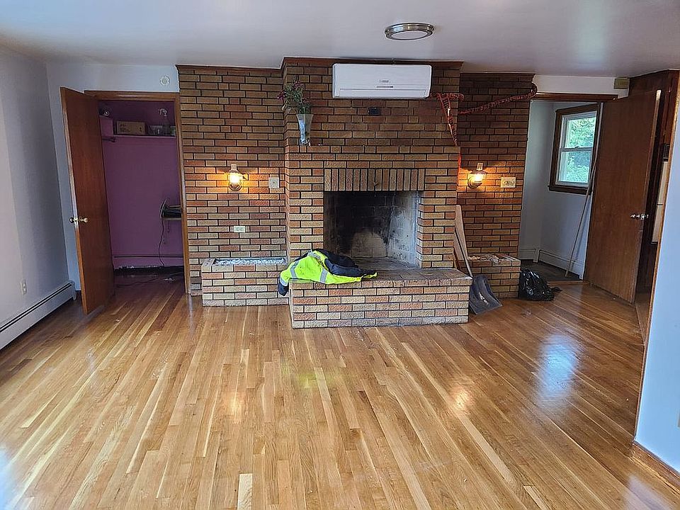178 Lynn St Peabody, MA, 01960 Apartments for Rent Zillow