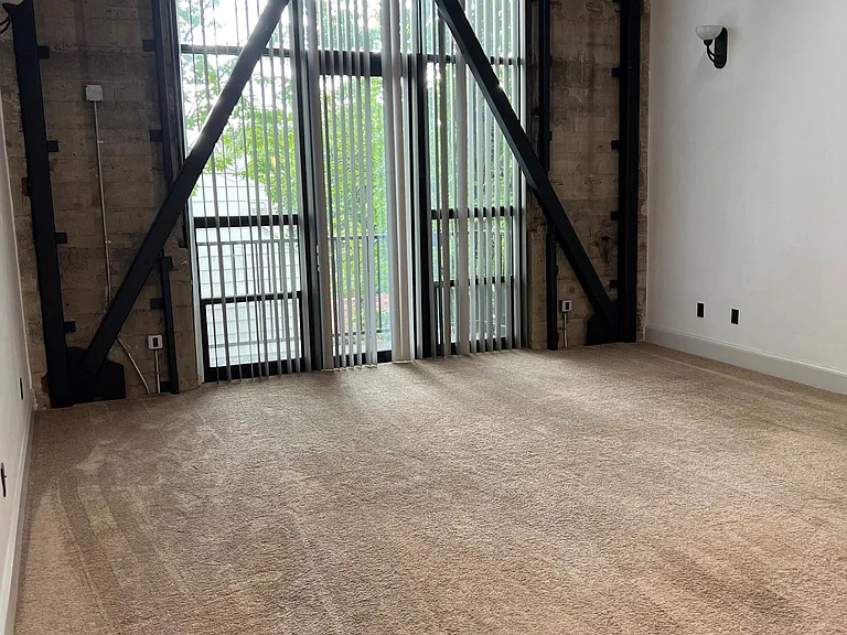 7319 N John Ave #202 — Photo 3