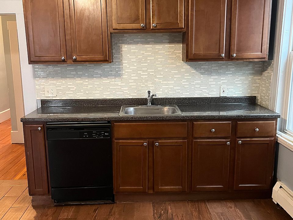 2nd image of 29 Wildwood St APT 1