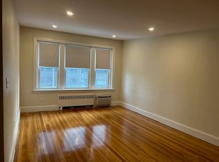 35 Lancaster Ter #101, Brookline, MA 02446