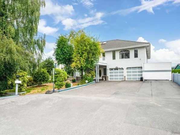 12540 Westminster Hwy, Richmond, BC V6V 1A1