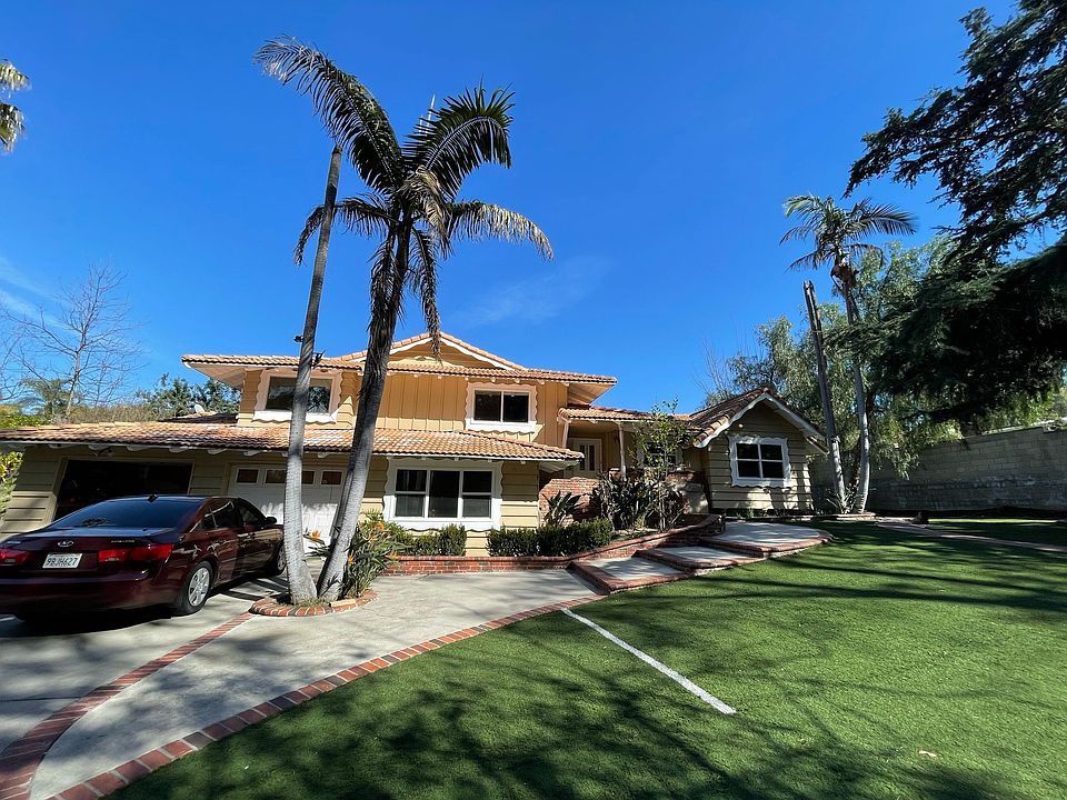 1st image of 144 S Peralta Hills Dr