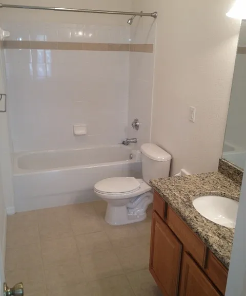 518 NW 39th Rd #603 — Photo 12