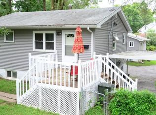 1725 Muscatine Ave APT B, Iowa City, IA