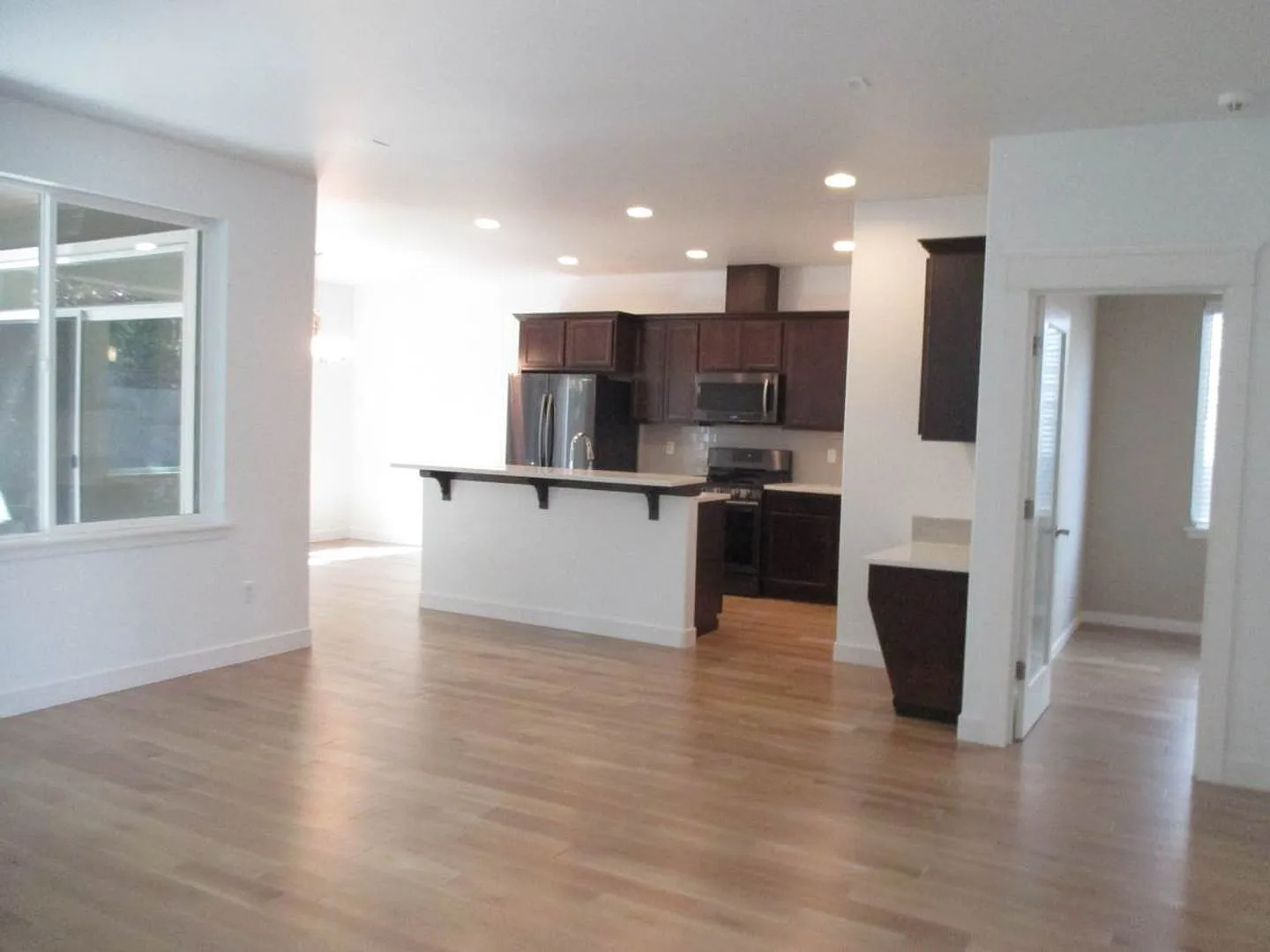 Beautifully 4-Bedroom, 3-Bath Home with Fenced Yard & 2-Car Garage — Photo 3