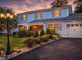 854 Phillips Rd, Warminster, PA 18974