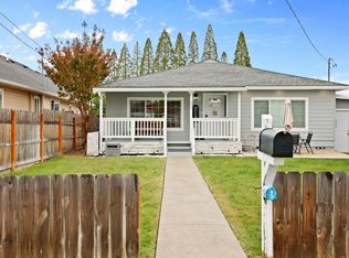 833 Hazel St, Central Pt, OR 97502