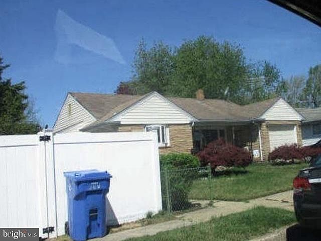 2nd image of 774 Charles St