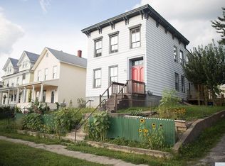 534 Prospect St, Hudson, NY 12534