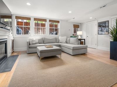 29 Upton St APT 1, Boston, MA, 02118