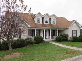 201 Cherry St, Nitro, WV 25143