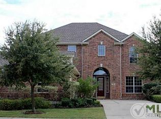 704 Perry Rd, Argyle, TX 76226