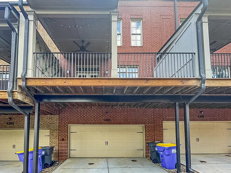1203 Virginia Park Dr NE — Photo 17