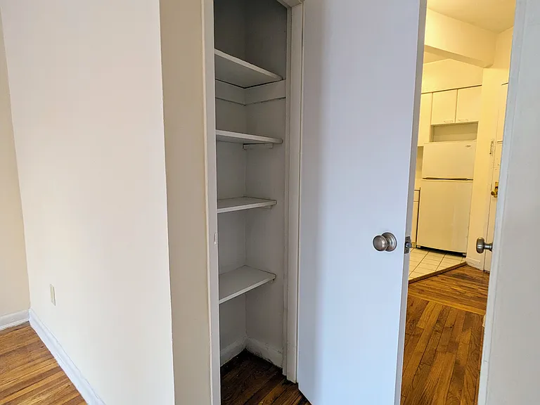415 E 81st St #4C — Photo 5