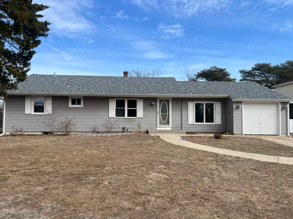 9 Roberts Ave, Marmora, NJ 08223