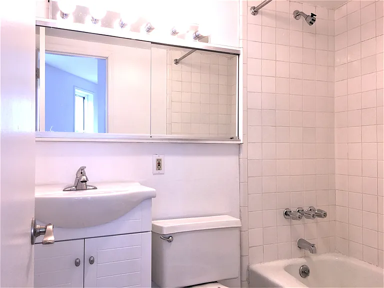 101 W 86th St #1B — Photo 10