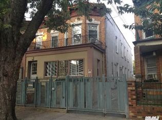 3525 100th St, Flushing, NY 11368