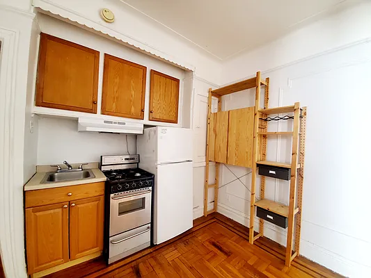 Rented by Brooklyn Property Group LLC | media 4