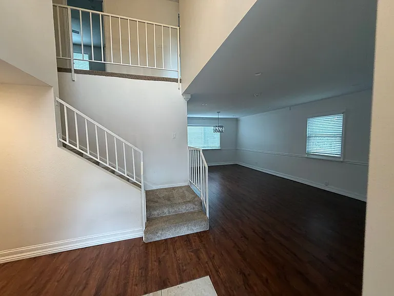 3 Heather Cir — Photo 3