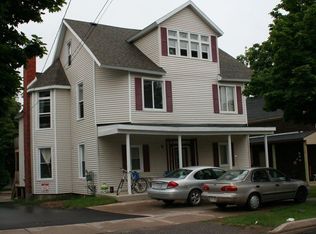 213 E Arch St APT 4, Marquette, MI 49855