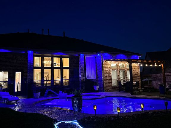 2nd image of 15311 Travis Falls Dr