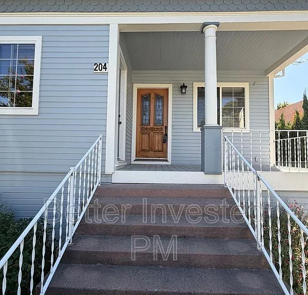 204 N Main St — Photo 10