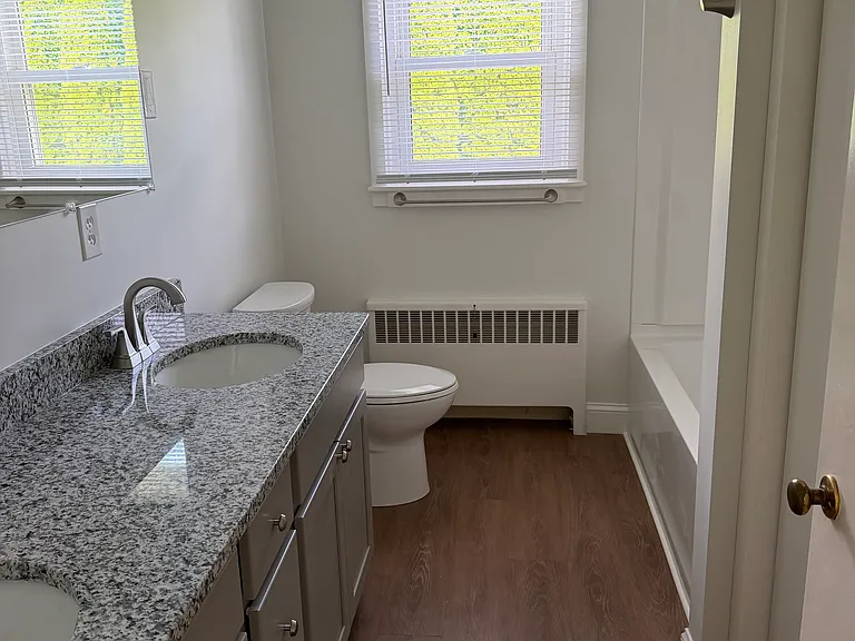1231 Mount Aetna Rd — Photo 10