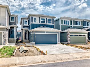 108 Wolf Hollow Cres SE, Calgary, AB T2X 1T8