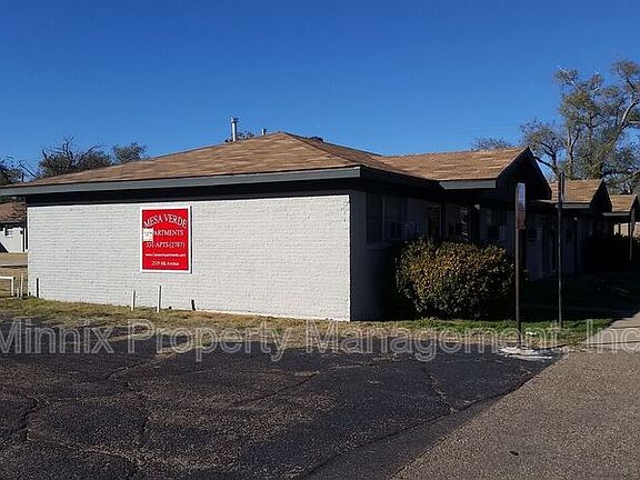 4th image of 2517 8th Ave #9
