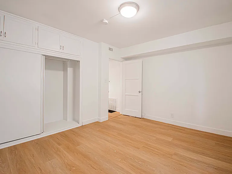 5845 W 88th St #5845 — Photo 15
