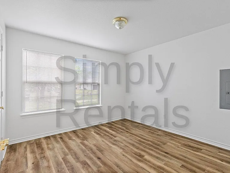 1412 Hemphill St — Photo 23