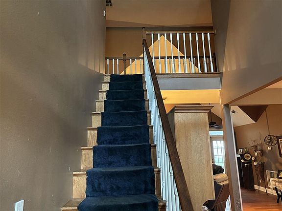 4th image of 1265 Staci Ln