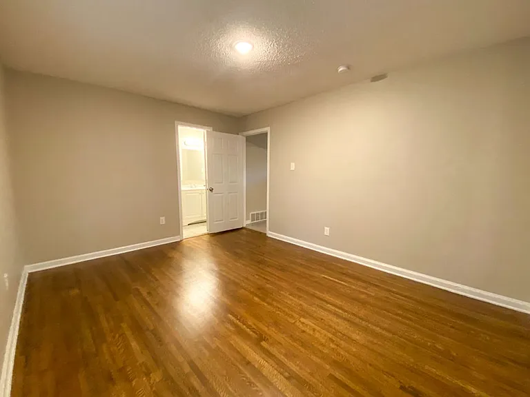 4454 Kimball Ave — Photo 10