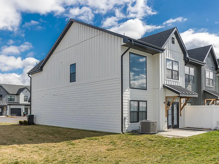 41 Field Ct — Photo 46