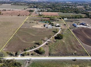 16956 R Rd, Mayetta, KS 66509