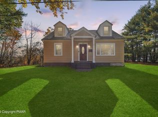 311 Oakwood Ave, Stroudsburg, PA